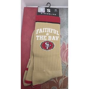 Strideline San Francisco 49ers Gold Knit Crew Socks NFL New NWT Medium / Large